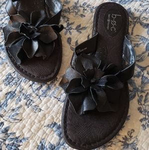 Black leather Born Concept flower sandals